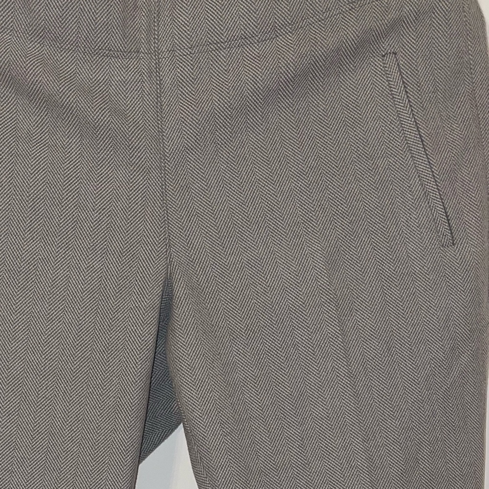 Banana Republic Ryan Straight Leg Slacks - Size 4 - Picture 3 of 3
